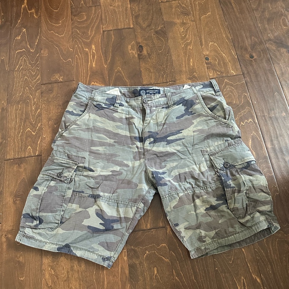 American Eagle Outfitters Green Camouflage Cargo Shorts